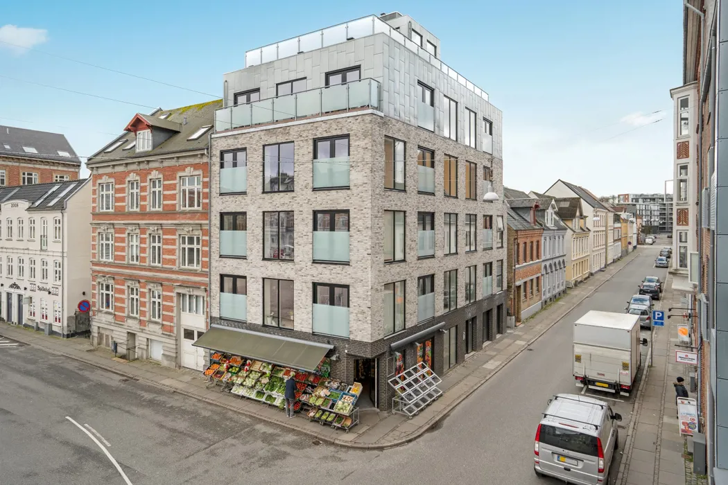 Skøn 3-værelses lejlighed med fælles tagterrasse i Aalborg C 3